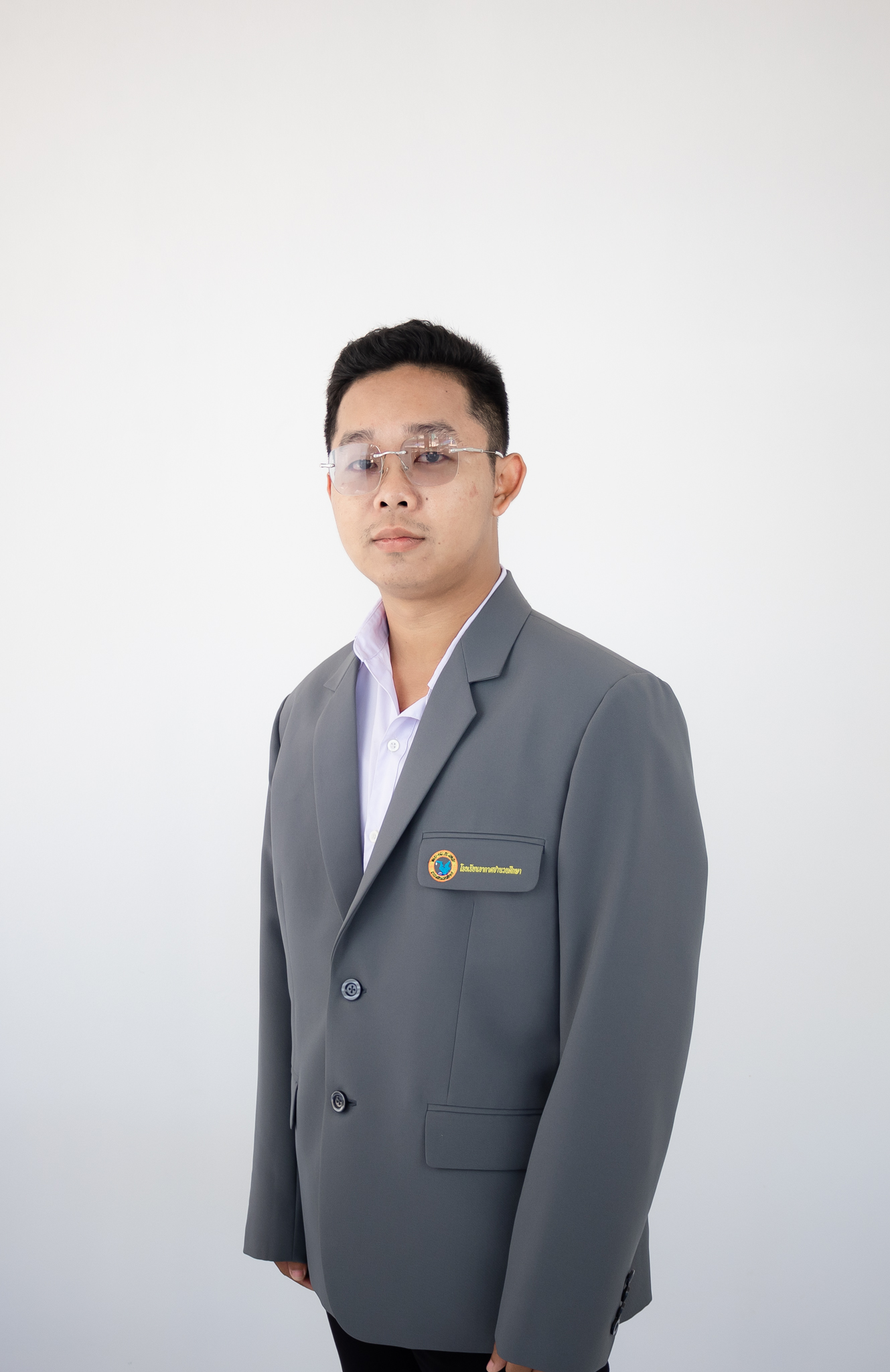 รูปนายอนุชา คุณบุราณ