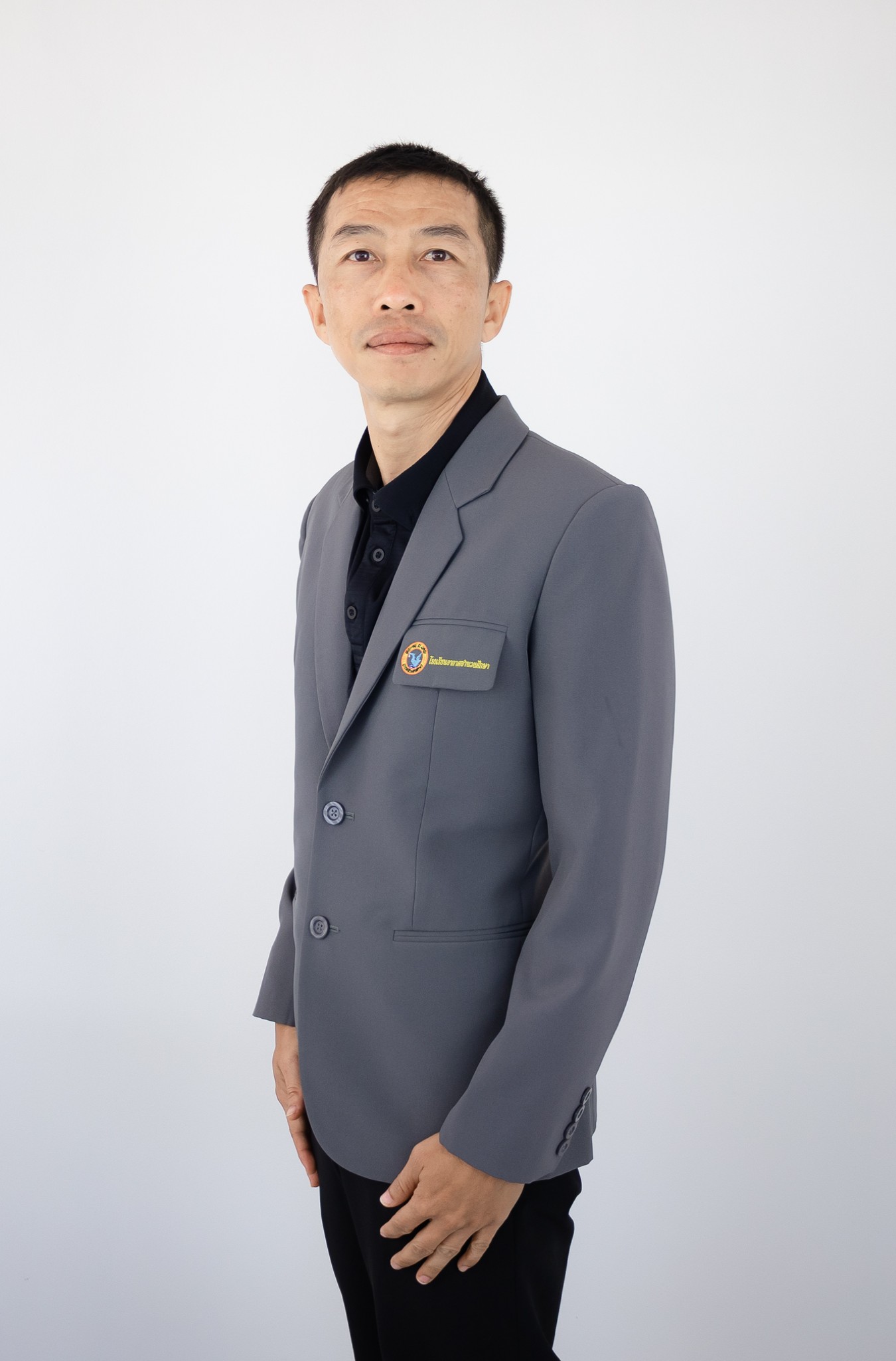 รูปนายปาริชาติ ชายกวด